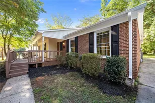 639 Woodhaven Dr, Burlington, NC 27217 - Photo 1