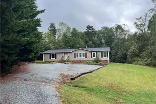 1095 Piney Meadows Dr, Walnut Cove, NC 27052 - Photo 1