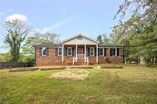 3151 Broadview Dr, Pfafftown, NC 27040 - Photo 1