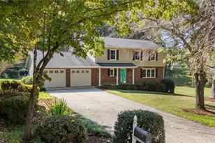 121 Magnolia Rd, North Wilkesboro, NC 28659 - Photo 1