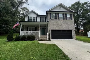 6730 Fairwood Ct, Clemmons, NC 27012 - Photo 1