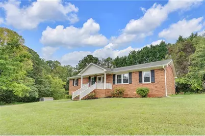 2512 Newington Court, Clemmons, NC 27012 - Photo 1