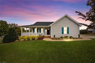 1629 Alyece Ct, Burlington, NC 27215 - Photo 1