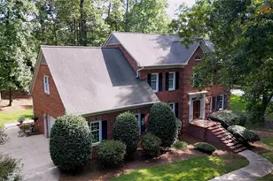 5642 Regents Park Rd, Kernersville, NC 27284 - Photo 1