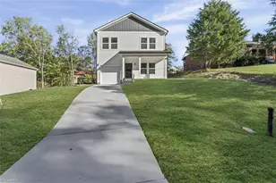 193 Young Dr, Lexington, NC 27292 - Photo 1