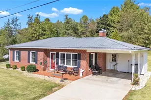 313 Arrowood St SE, Lenoir, NC 28645 - Photo 1