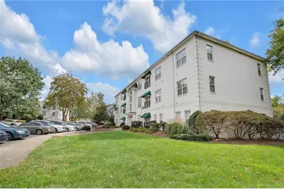 100 Sunset Circle #304, Greensboro, NC 27408 - Photo 1