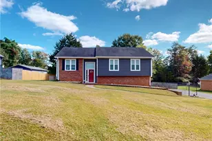 402 Lynchburg Rd, Pilot Mountain, NC 27041 - Photo 1