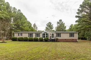 215 Fairfield Ct, Thomasville, NC 27360 - Photo 1