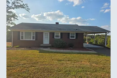 3482 Nc 268, Siloam, NC 27047 - Photo 1