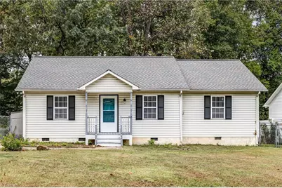 4 Oak Meadow Lane, Thomasville, NC 27360 - Photo 1