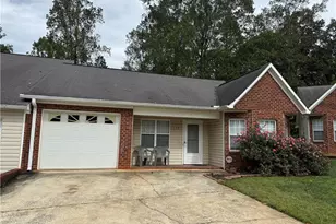 178 Bethania Oaks Cir, Pfafftown, NC 27040 - Photo 1