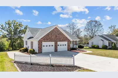 1067 Oxford Lane, King, NC 27021 - Photo 1