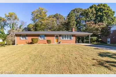1821 Fannwood Circle, Winston-Salem, NC 27127 - Photo 1