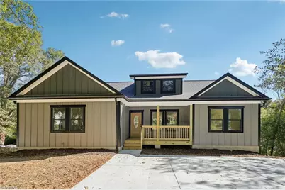 527 Tarleton Avenue, Burlington, NC 27215 - Photo 1