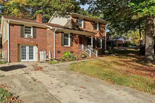 1000 Pineburr Rd, Jamestown, NC 27282 - Photo 1