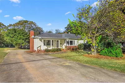 902 Liberty Drive, Thomasville, NC 27360 - Photo 1