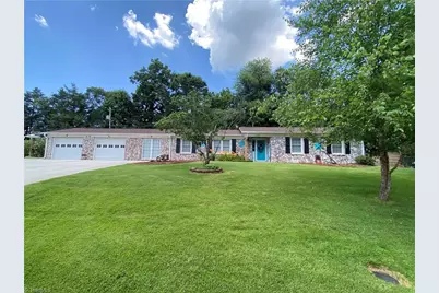 2413 Sandy Court, Kernersville, NC 27284 - Photo 1