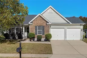 540 Lake Way, Kernersville, NC 27284 - Photo 1