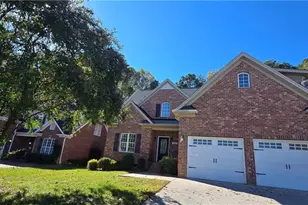 205 Cabot Dr, Winston-Salem, NC 27103 - Photo 1