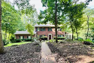 275 Ivy Ln, Wilkesboro, NC 28697 - Photo 1