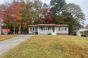 933 Bay Leaf Ct, Asheboro, NC 27203 - Photo 1