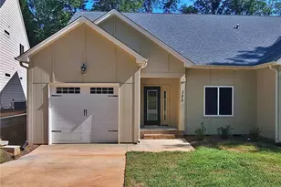 300 Lamplighter Cir, Winston-Salem, NC 27104 - Photo 1