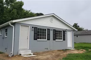 905 Douglas Dr, Thomasville, NC 27360 - Photo 1