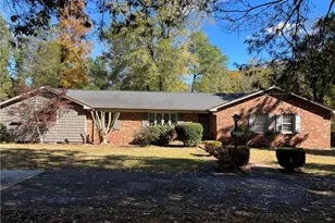 5506 Wayne Rd, Greensboro, NC 27407 - Photo 1