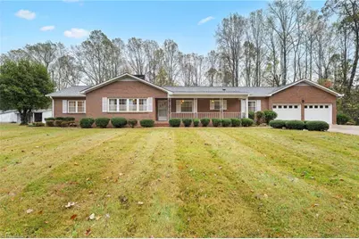 658 N Minton Road, Wilkesboro, NC 28697 - Photo 1