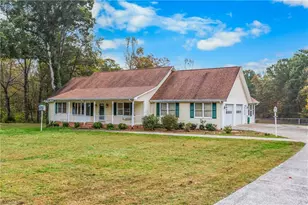 1320 Pratt Rd, Ararat, NC 27007 - Photo 1