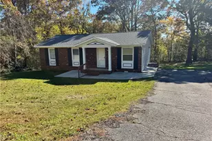 149 Southridge Run Ln, North Wilkesboro, NC 28659 - Photo 1