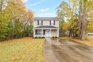 135 Pineywood St, Thomasville, NC 27360 - Photo 1