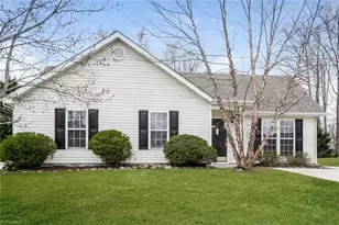 1712 Traywick Ct, McLeansville, NC 27301 - Photo 1