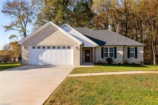 149 Elberon Ct, Mocksville, NC 27028 - Photo 1