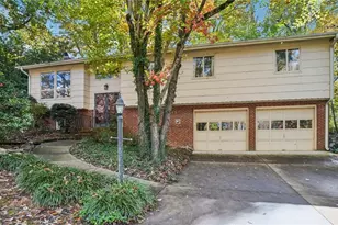 218 Shadowlawn Dr, Jamestown, NC 27282 - Photo 1