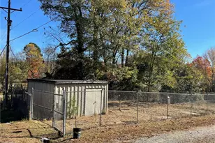 2909 Pin Oak Rd, Jonesville, NC 28642 - Photo 1