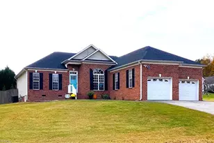 150 Lower Brook Ct, Clemmons, NC 27012 - Photo 1