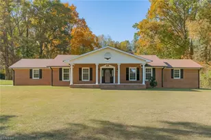 1060 Kerner Rd, Kernersville, NC 27284 - Photo 1