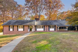 1928 Oakland Dr, Winston-Salem, NC 27106 - Photo 1