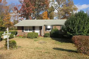 208 W Terrell St, Greensboro, NC 27406 - Photo 1