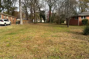 1731 Pichard St, Greensboro, NC 27401 - Photo 1