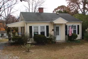 135 West St, Asheboro, NC 27205 - Photo 1