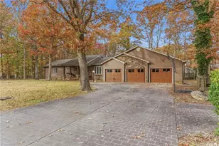 124 Ridgeway Ln, Lexington, NC 27295 - Photo 1