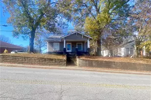 304 Salem St, Lexington, NC 27292 - Photo 1