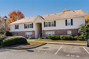 1905 Crest Hollow Dr, Winston-Salem, NC 27127 - Photo 1