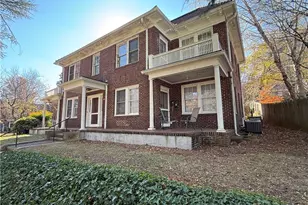 202 N Hawthorne Rd, Winston-Salem, NC 27104 - Photo 1