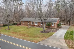 4001 Oakcliffe Rd, Greensboro, NC 27406 - Photo 1