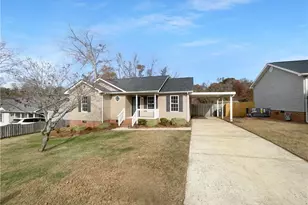 1119 Picard St, Greensboro, NC 27405 - Photo 1