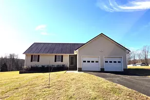 1545 Bradley Rd, Pinnacle, NC 27043 - Photo 1